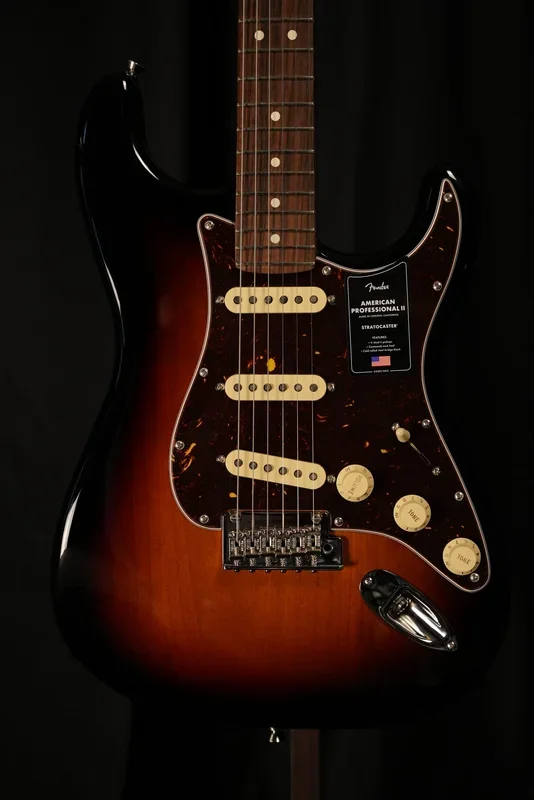 American Professional II Stratocaster® 3-Color Sunburst