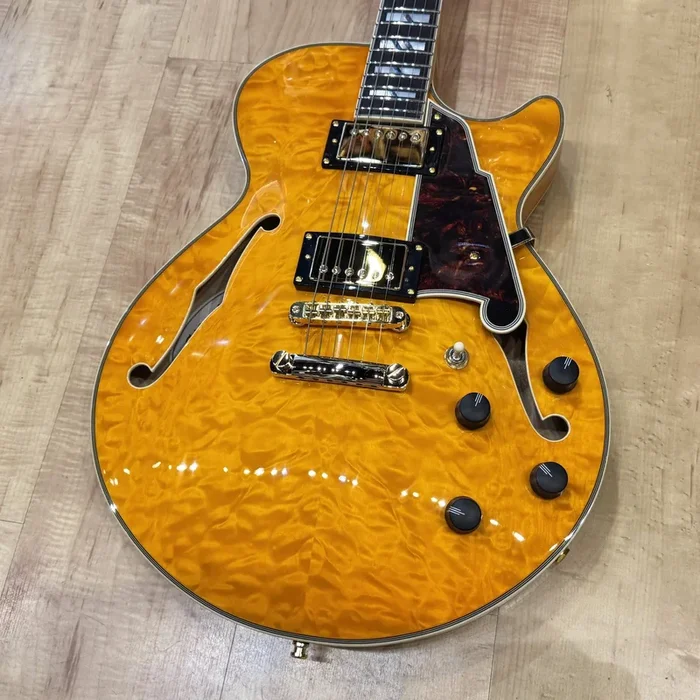 D’Angelico Excel SS XT Single Cut Semi-Hollow Electric Guitar Vintage Natural Quilt