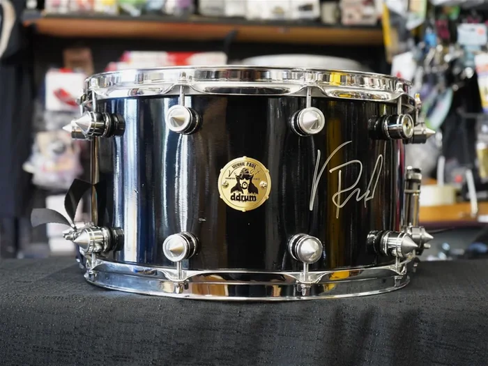 ddrum AUTOGRAPHED Vinnie Paul Signature Spiked Maple 8×14″ Snare Drum