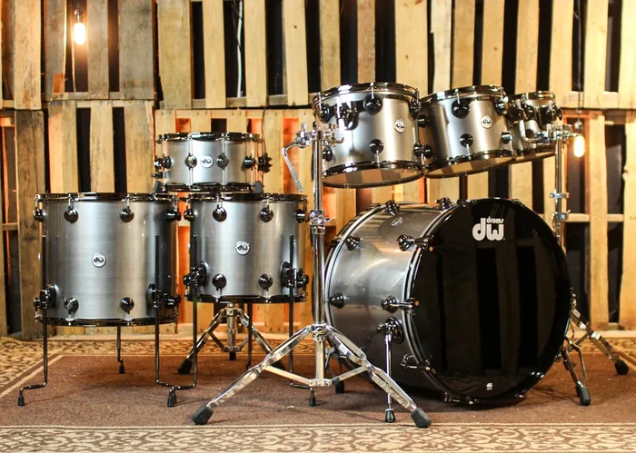 DW Collector’s Oak Anodized Stainless Steel Drum Set – 24,10,12,13,15,18,14sn – SO#1357434