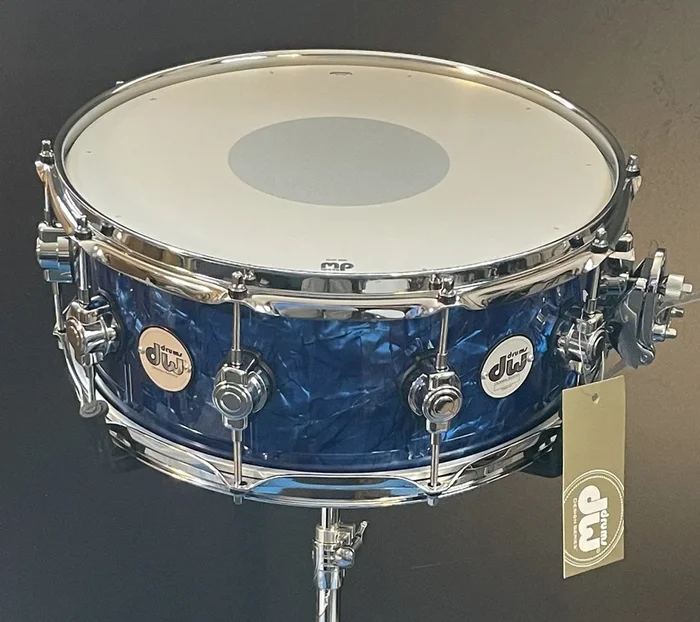 DW Design Series Snare 5.5×14 Deep Blue Marine w/Chrome Hardware