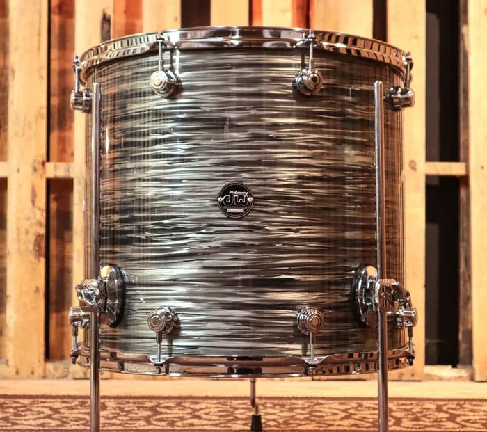 DW Performance Pewter Oyster Floor Tom – 16×18