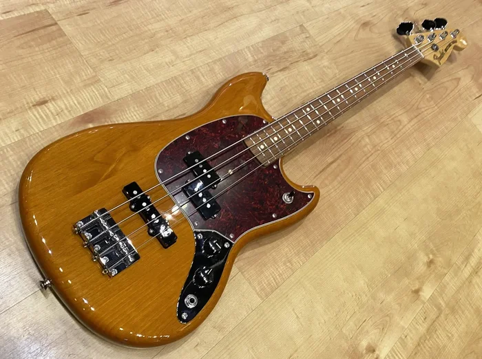 Fender Player Series Mustang Bass PJ (Aged Natural)