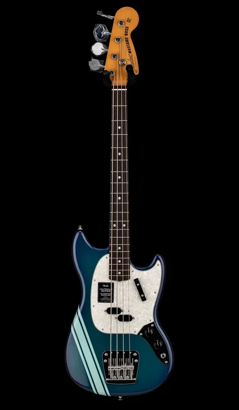 Fender Vintera II ’70s Competition Mustang Bass – Competition Burgundy #11936