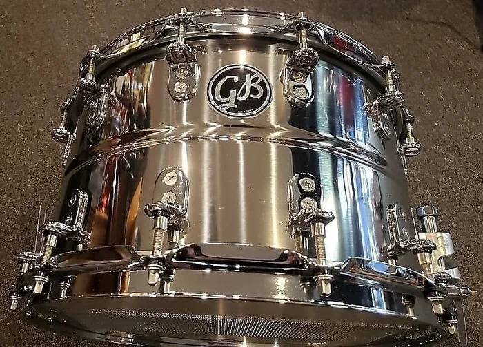 Gon Bops BNDSN14 8.5×14 ” 24-Lug Banda Snare Drum