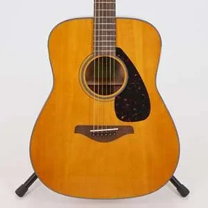 Yamaha FG800VN Dreadnought Acoustic Guitar – Vintage Natural Finish