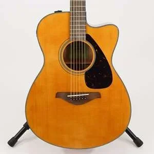 Yamaha FSX800C Concert Cutaway Acoustic-Electric Guitar – Vintage Natural Spruce Top